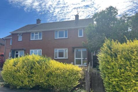 3 Langetts Road, Coleford... 3 bed semi