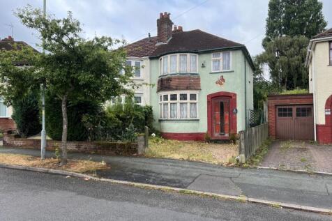 71 Willow Avenue, Wednesfield... 3 bed semi