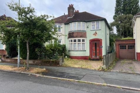 71 Willow Avenue, Wednesfield... 3 bed semi
