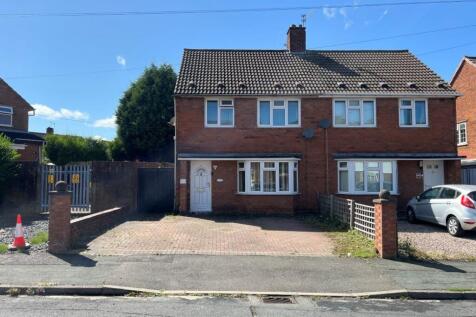 48 Norbury Crescent, Wolverhampton... 3 bed semi