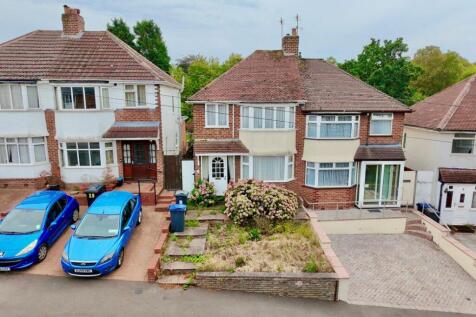 27 Woolacombe Lodge Road, Selly Oak... 3 bed semi