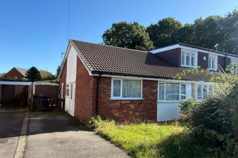 40 St. Johns Road, Essington... 2 bed bungalow for sale