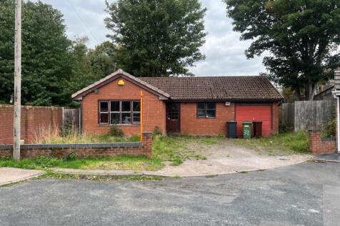 38 Milcote Drive, Willenhall, WV13 3QN 2 bed detached bungalow for sale