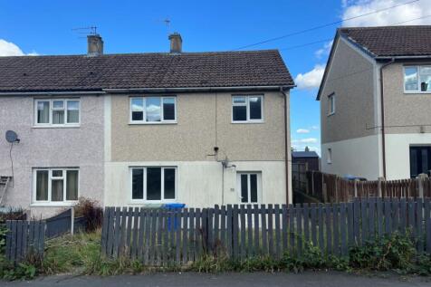 66 Cornwall Drive, Brimington... 3 bed semi