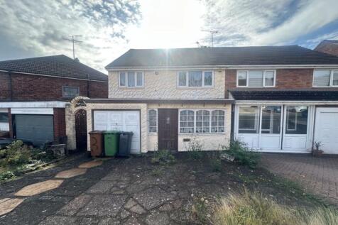 3 Ivanhoe Road, Great Barr... 3 bed semi