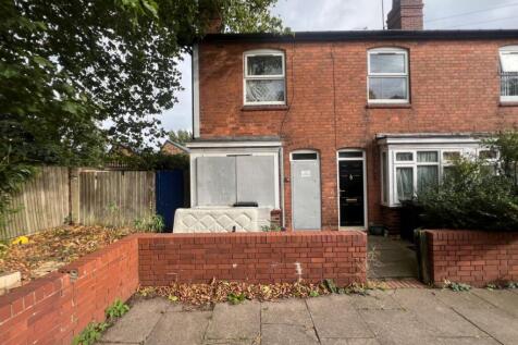 4 Ivy Avenue, Off Runcorn Road... 2 bed end of terrace house for sale