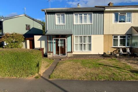 41 Eastcroft Road, Wolverhampton... 3 bed semi