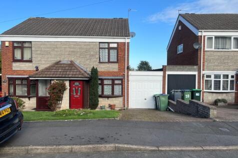 22 Raby Close, Oldbury, B69 1US 3 bed semi