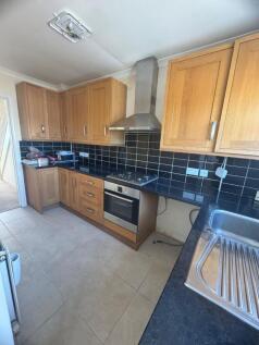 Stanmore HA7 2 bed terraced house for sale