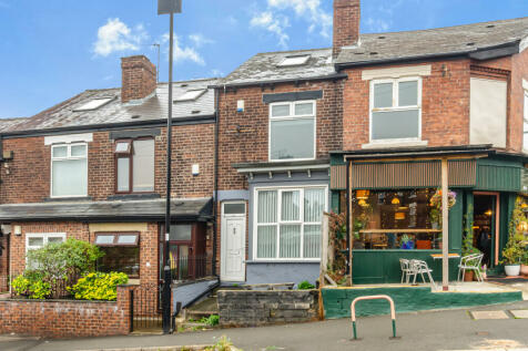 3 bedroom terraced house for sale