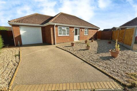 3 bedroom detached bungalow for sale