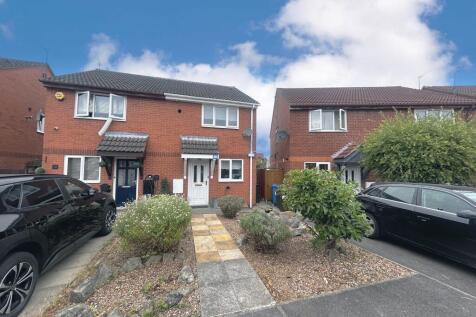 2 bedroom semi-detached house for sale
