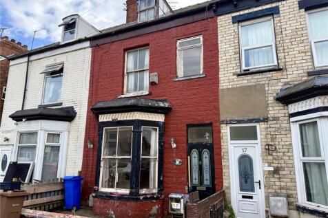 Holyrood Avenue, Bridlington, East... 5 bed terraced house for sale