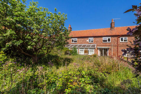 2 bedroom cottage for sale