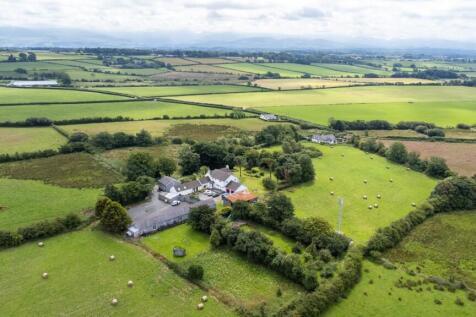 Pentraeth, Isle of Anglesey, LL75 14 bed detached house for sale