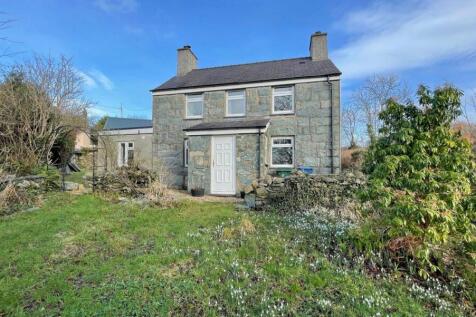 Deiniolen, Caernarfon, Gwynedd, LL55 3 bed detached house for sale