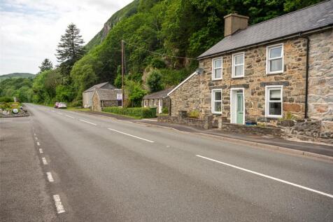 Tremadog, Porthmadog, Gwynedd, LL49 2 bed semi