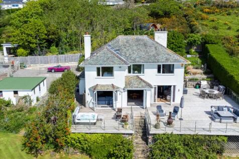 Lower Morannedd, Criccieth, Gwynedd... 5 bed detached house for sale