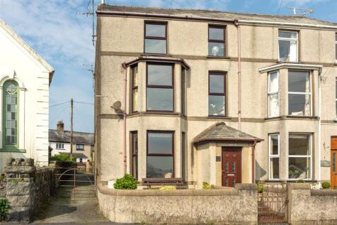 Wellington Terrace, Criccieth... 4 bed semi