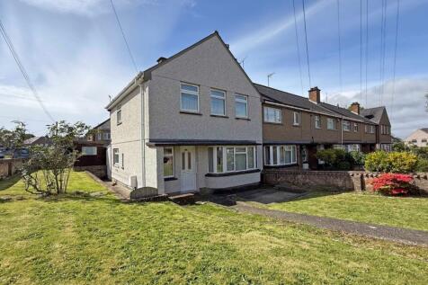 Llwyn Beuno, Bontnewydd, Caernarfon... 3 bed end of terrace house for sale