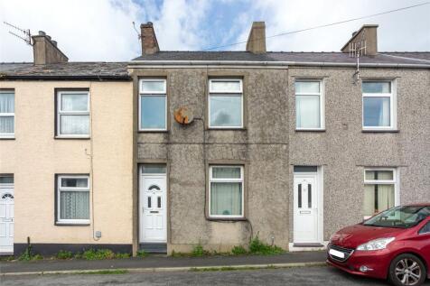 Mountain Street, Caernarfon, Gwynedd... 1 bed terraced house for sale