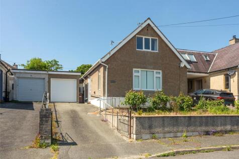 Llanrug, Caernarfon, Gwynedd, LL55 4 bed bungalow for sale
