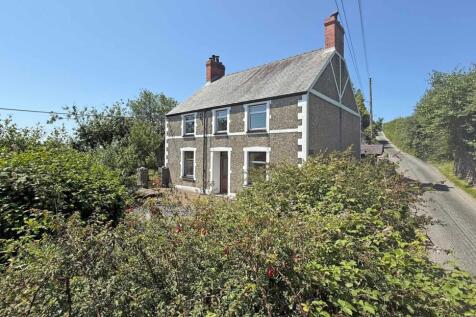 Penmorfa, Porthmadog, Gwynedd, LL49 4 bed detached house for sale