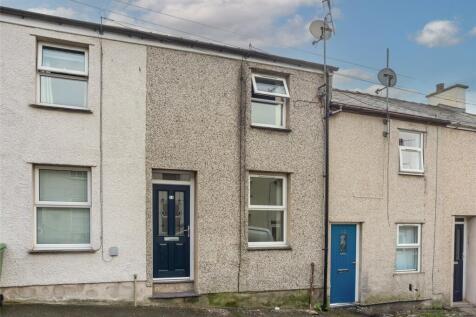 Hendre Street, Caernarfon, Gwynedd, LL55 2 bed terraced house for sale