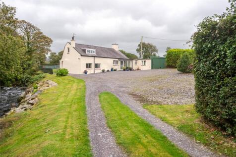 Llanfaglan, Caernarfon, Gwynedd, LL54 3 bed detached house for sale