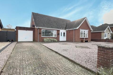 Coles Avenue, Alford LN13 4 bed detached bungalow for sale