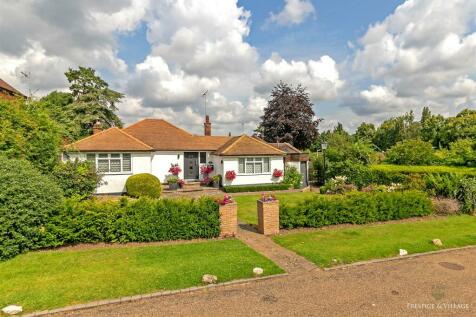 3 bedroom detached bungalow for sale