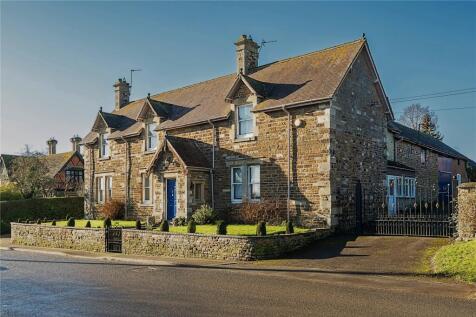 South Lodge, 8 Stapleford Road... 5 bed detached house for sale