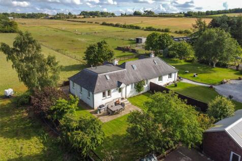 Damhead, Lothianburn, Edinburgh... 3 bed semi
