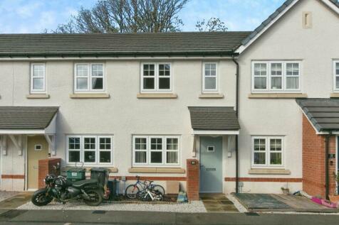 2 bedroom mews property for sale