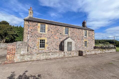 3 bedroom country house for sale