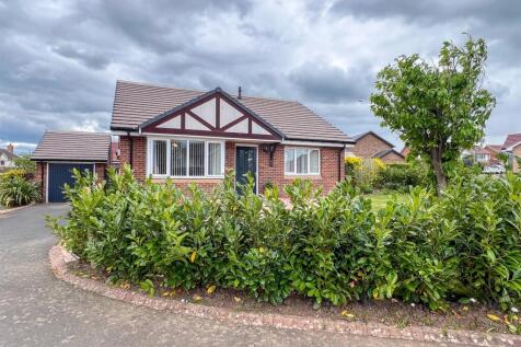 Croft Way, Belford 3 bed detached house for sale