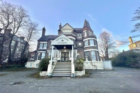 Croxteth Drive, Liverpool... Studio for sale