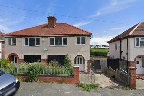 Meadowbank, Holywell, Flintshire, CH8 3 bed semi