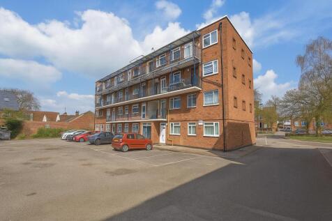 High Street South, Dunstable 2 bed flat for sale