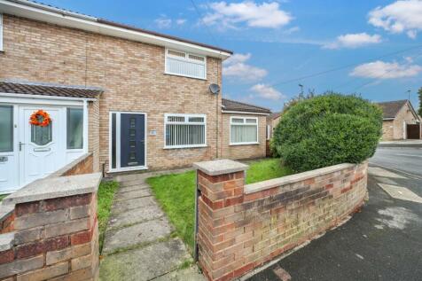 2 bedroom semi-detached house for sale