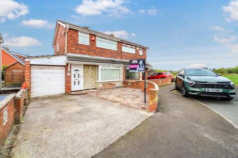 Aldridge Drive, Burtonwood, WA5 3 bed semi