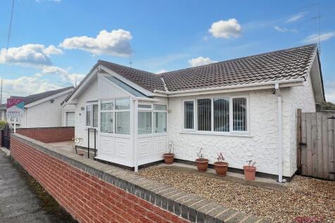 2 bedroom detached bungalow for sale