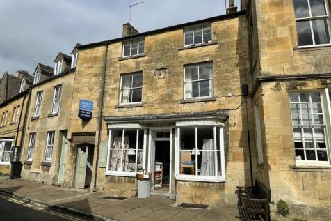 3 bedroom town house for sale