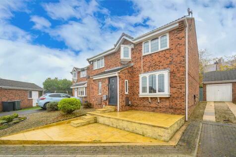 3 bedroom semi-detached house for sale