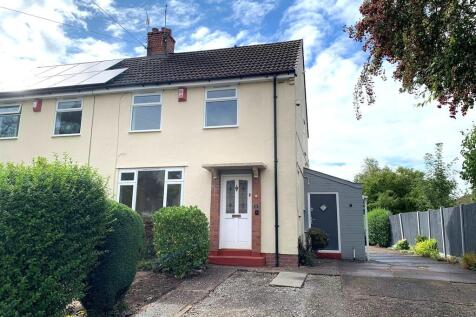 2 bedroom semi-detached house for sale