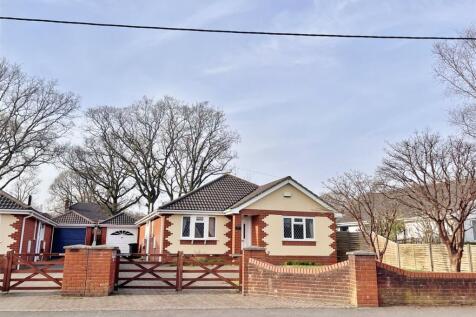 Burnbake Road, Verwood, Dorset, BH31 3 bed bungalow for sale