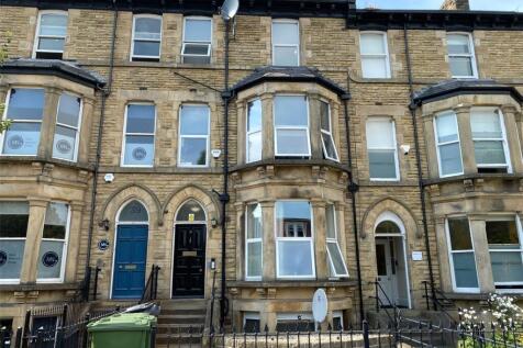 East Parade, Harrogate, North... 12 bed parking for sale