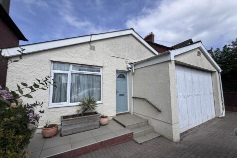 2 bedroom detached bungalow for sale