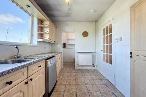 Rookwood Close, Llandaff, Cardiff 2 bed apartment for sale