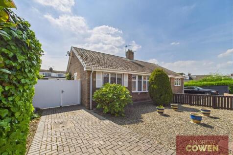 Estill Close, Scarborough YO11 2 bed bungalow for sale